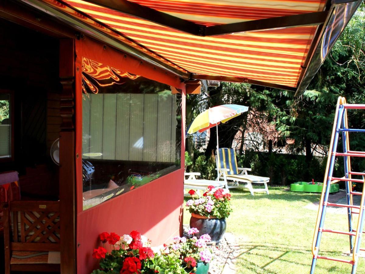 Pretty Bungalow In Neubukow With Garden, Roof Kültér fotó